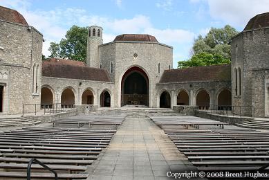 Friar's Priory Piazza